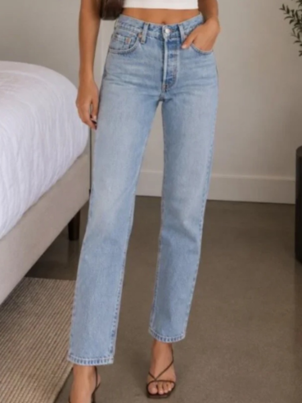 Levi's Premium 501 High-Rise Light Wash Women's 24 Jeans
